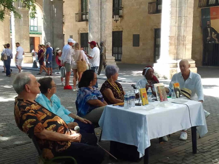presentación de tres libros