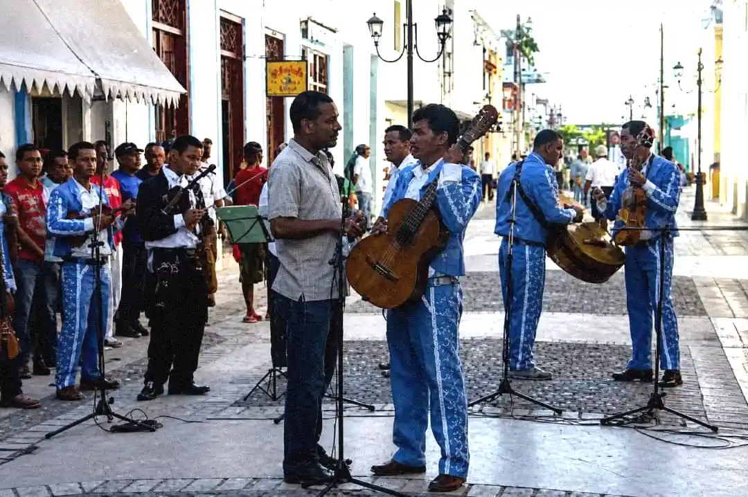 Serenata a México